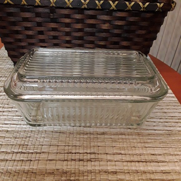 Simple Dining 4 in 1 Clear Glass Covered Butter Dish - Picture 2 of 7